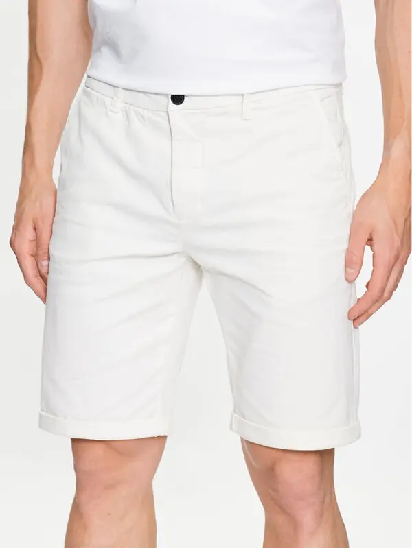 lindbergh Lindbergh Kratke hlače 30-505044 Bijela Slim Fit