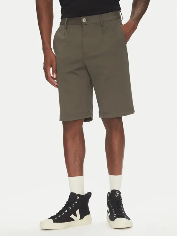 lindbergh Lindbergh Kratke hlače 30-506062 Zelena Regular Fit
