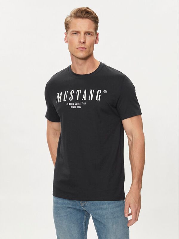 Mustang Mustang T-shirt 1015054 Crna Regular Fit