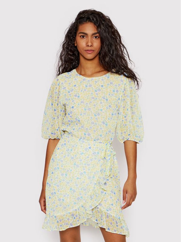 NA-KD NA-KD Haljina za svaki dan 1018-008515-5371-581 Bijela Regular Fit