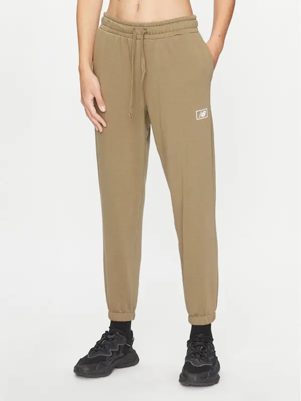 New Balance New Balance Donji dio trenerke Essentials French Terry Pant WP33508 Zelena Regular Fit