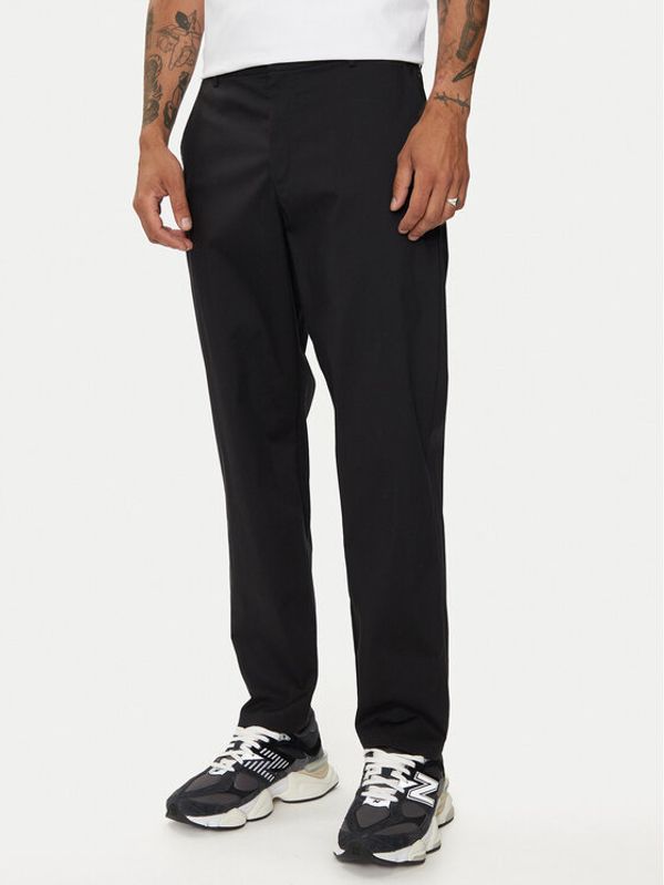 New Balance New Balance Hlače Athletics Standard MP43554BK Crna Regular Fit