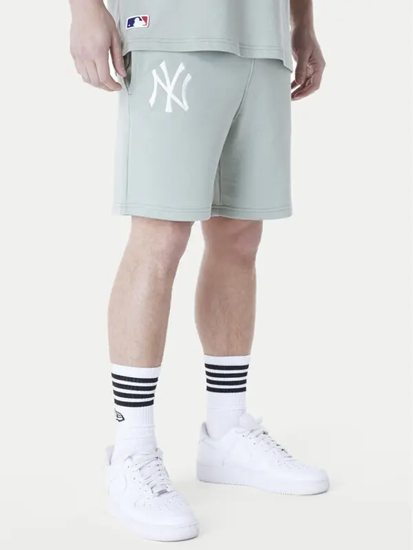 new era New Era Sportske kratke hlače New York Yankees MLB League Essentials 60596184 Zelena Regular Fit