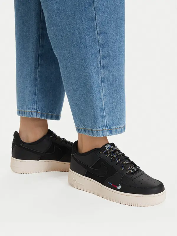 Nike Nike Tenisice Air Force 1 LV8 1 (GS) HQ1907 001 Crna