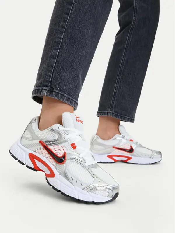 Nike Nike Tenisice V5 RNR HQ7901 Siva