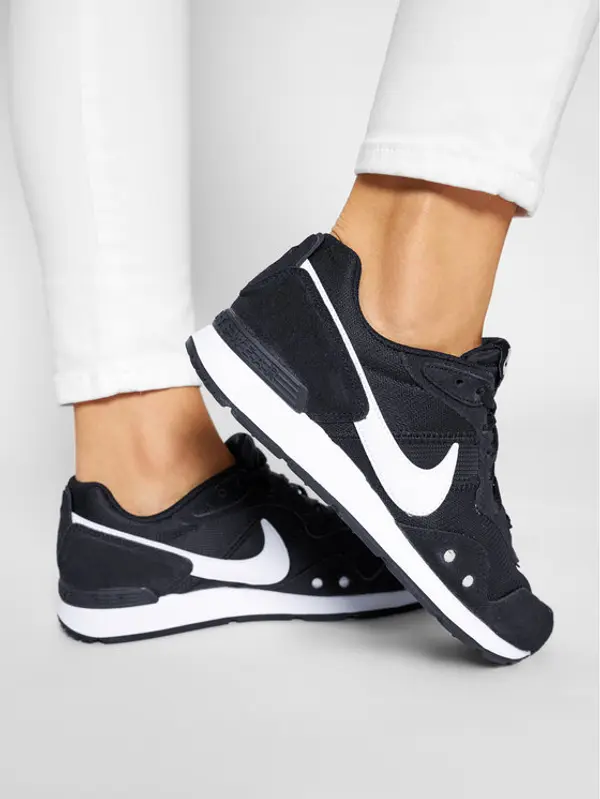 Nike Nike Tenisice Venture Runner CK2948 001 Crna