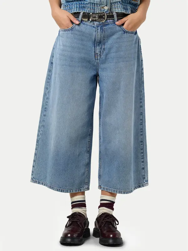 Noisy May Noisy May Kratke traperice Windie 27034082 Plava Relaxed Fit