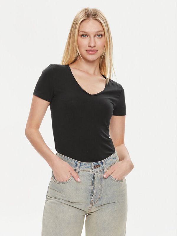 Noisy May Noisy May T-shirt Katinka 27028797 Crna Tight Fit