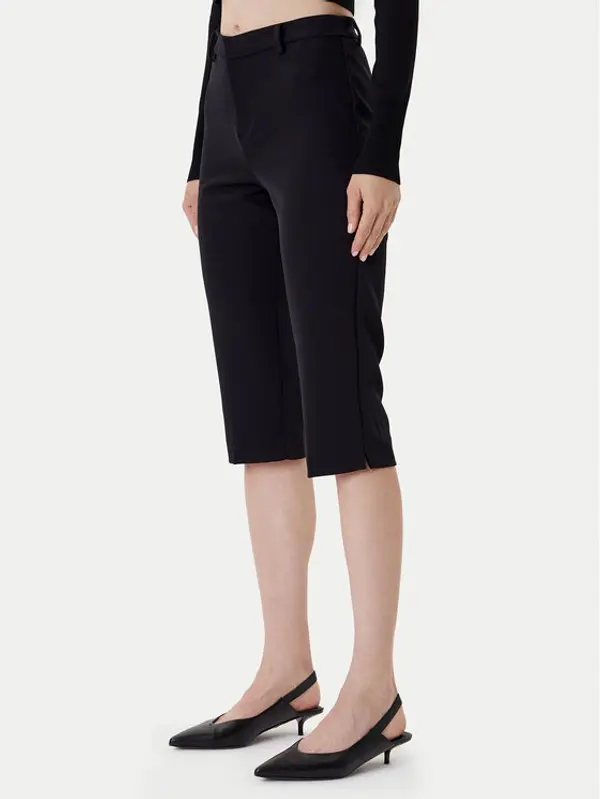 Only ONLY Capri hlače Gitta 15349571 Crna Slim Fit