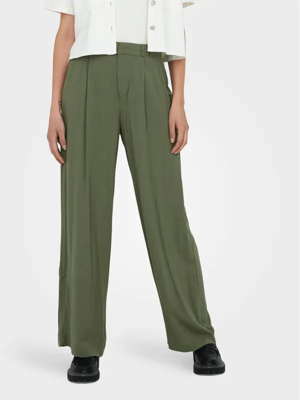 Only ONLY Hlače Nova 15306567 Zelena Regular Fit