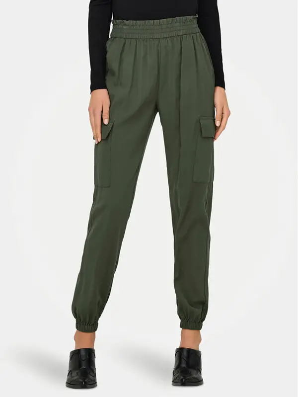 Only ONLY Jogger Aris 15245364 Zelena Relaxed Fit