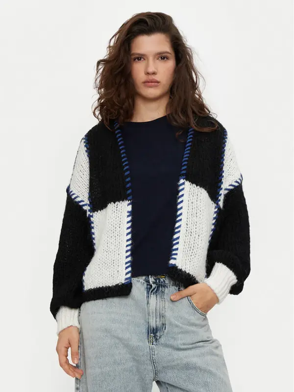 Only ONLY Kardigan Denise 15331399 Crna Relaxed Fit