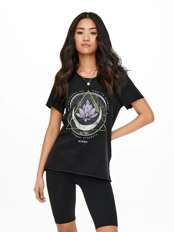 Only ONLY T-shirt 15215721 Crna Regular Fit