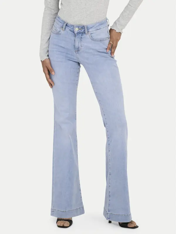 Only ONLY Traperice Onlblush 15358364 Svijetlo plava Flare Fit