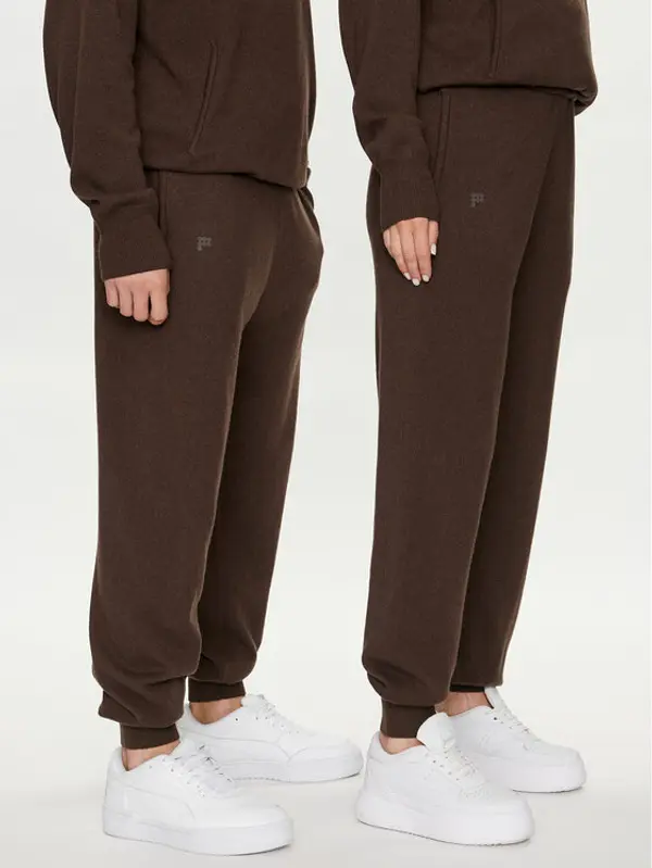 Pangaia Pangaia Donji dio trenerke Archive Recycled Cashmere Smeđa Loose Fit