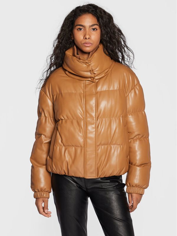 Patrizia Pepe Patrizia Pepe Jakna od imitacije kože 2O0022/E005-B746 Smeđa Regular Fit