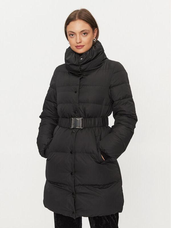 Patrizia Pepe Patrizia Pepe Pernata jakna 2O0074/A332-K103 Crna Regular Fit