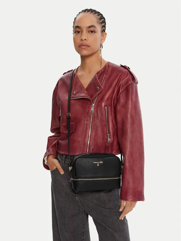 PATRIZIA PEPE Patrizia Pepe Torbica 8B0253/L001-K103 Crna