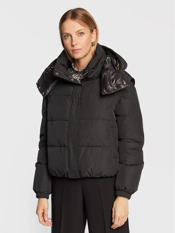 PATRIZIA PEPE Patrizia Pepe Zimska jakna 2O0008/A150-K103 Crna Regular Fit