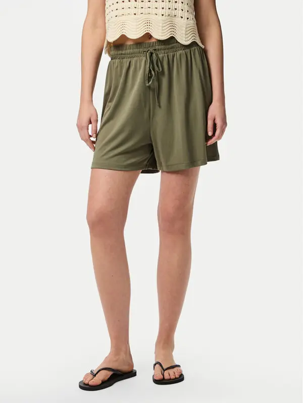 Pieces Pieces Kratke hlače Anora 17148783 Zelena Regular Fit