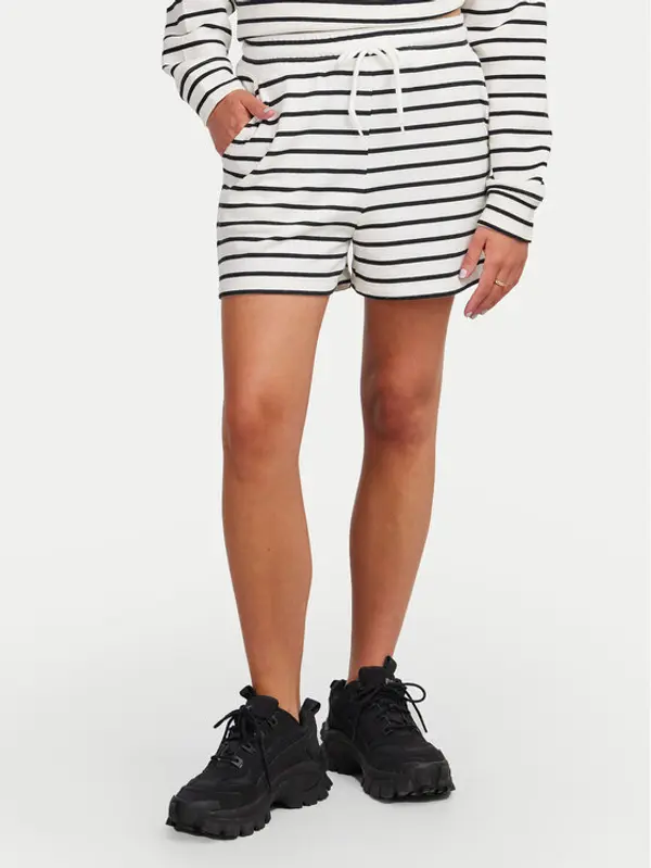 Pieces Pieces Sportske kratke hlače Chilli 17146889 Bijela Regular Fit