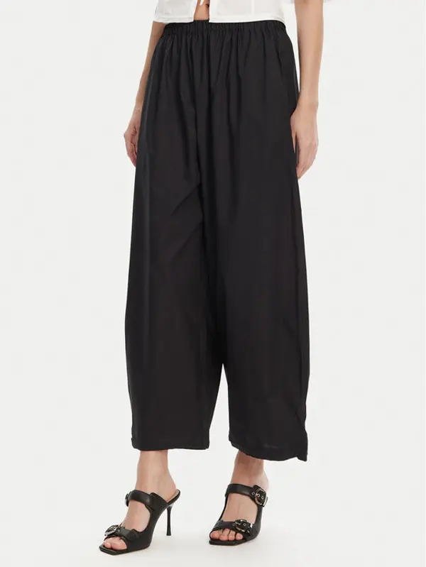 pinko PINKO Hlače 105210 A2LD Crna Relaxed Fit