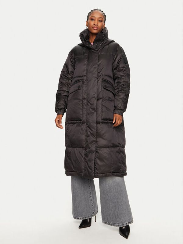 PINKO PINKO Pernata jakna Insegna 103818 A1ZR Crna Regular Fit