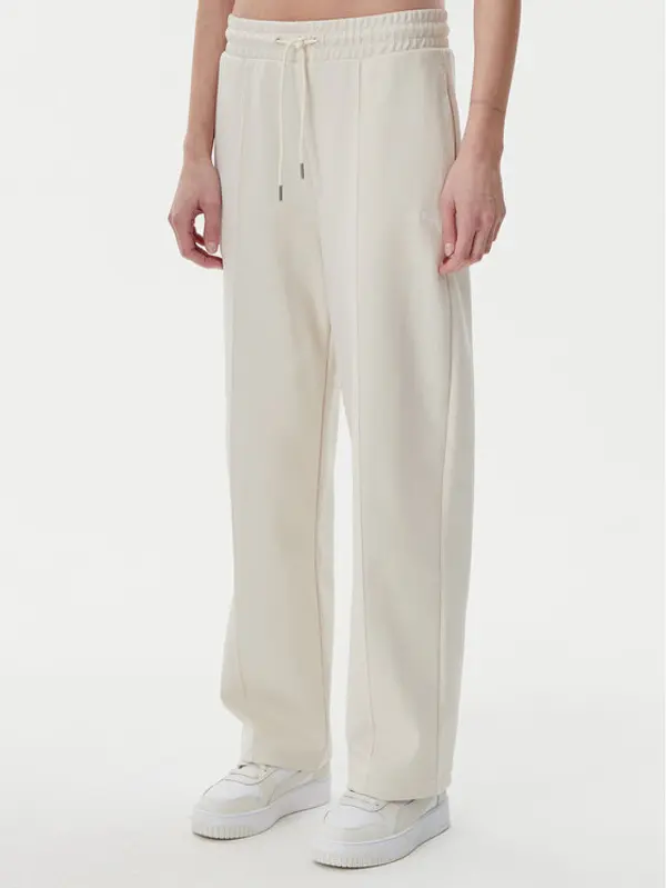Puma Puma Donji dio trenerke Ess 629774 Bež Straight Fit