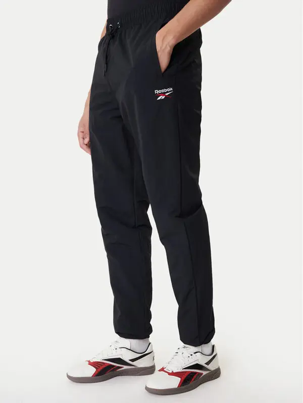 Reebok Reebok Donji dio trenerke Barrett RK25552CCM Crna Regular Fit