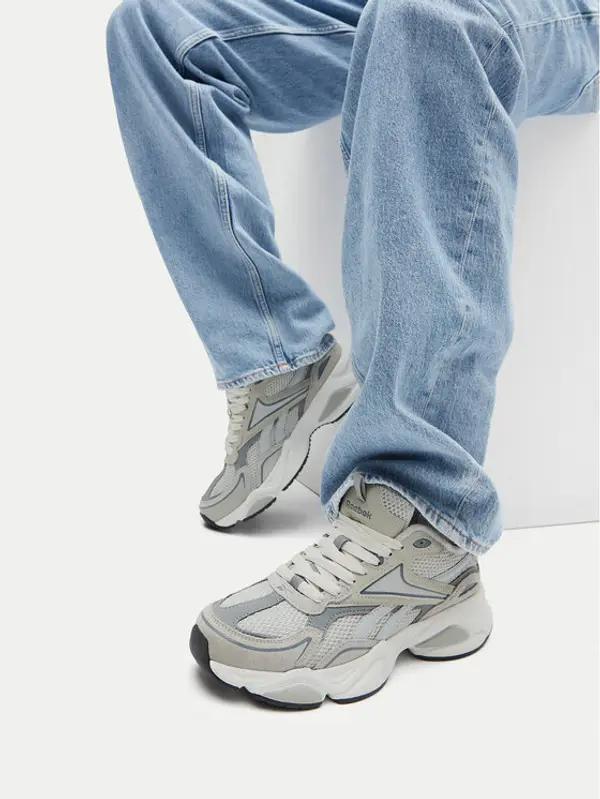 Reebok Reebok Tenisice CHARGE AR30246MSSZ Siva