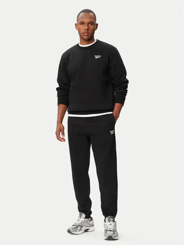 Reebok Reebok Trenerka Augustyn RK25739CCM Crna Regular Fit