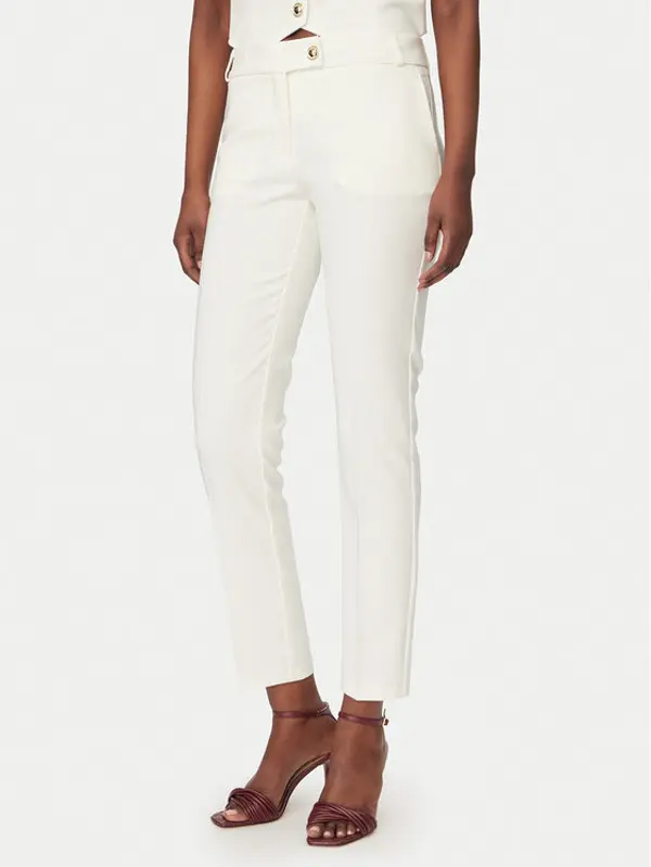 RINASCIMENTO Rinascimento Hlače CFC0128638003 Bijela Slim Fit