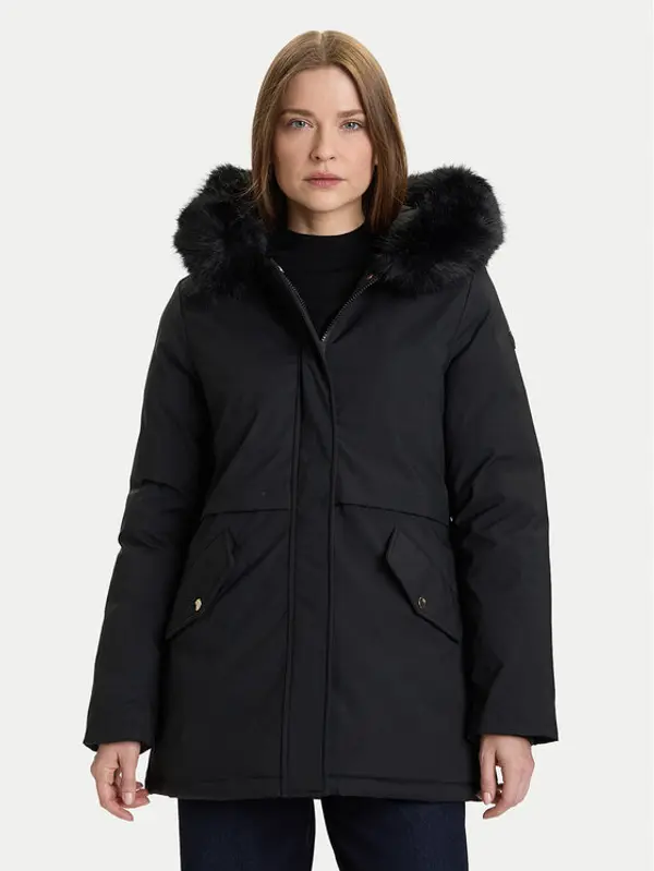 RINASCIMENTO Rinascimento Zimska jakna CFC0122158003 Crna Regular Fit