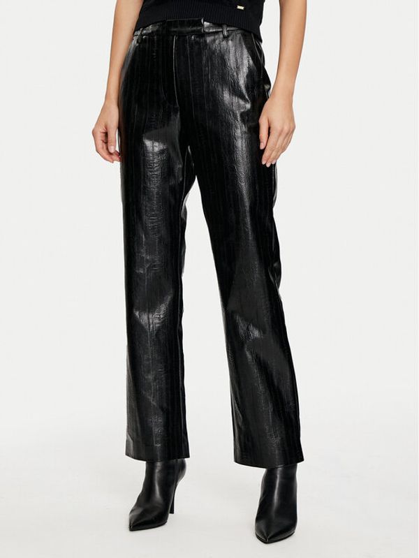 Sisley Sisley Hlače od imitacije kože 4S6DLF064 Crna Straight Leg