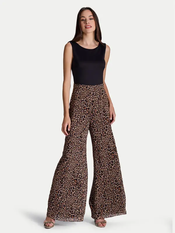 Swing Swing Kombinezon 3AI02300 Smeđa Regular Fit