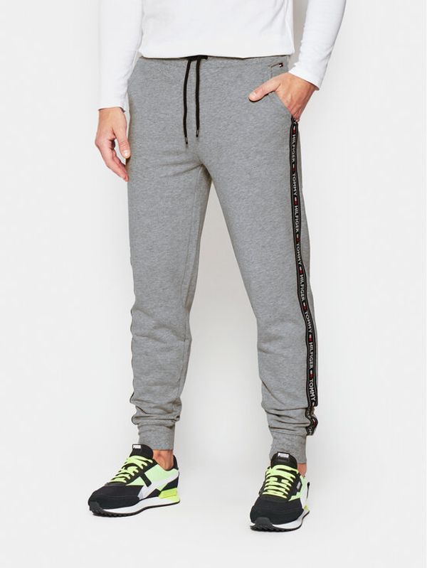 Tommy Hilfiger Tommy Hilfiger Donji dio trenerke Trucker UM0UM00706 Siva Regular Fit