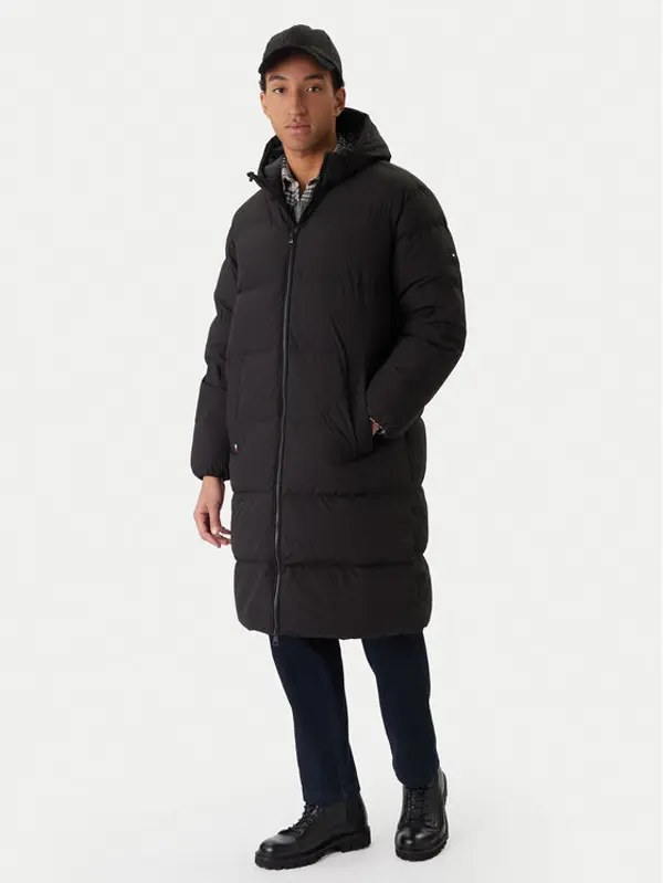 Tommy Hilfiger Tommy Hilfiger Pernata jakna MW0MW40628 Crna Regular Fit