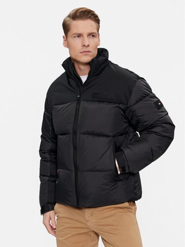 Tommy Hilfiger Tommy Hilfiger Pernata jakna New York MW0MW32770 Crna Regular Fit