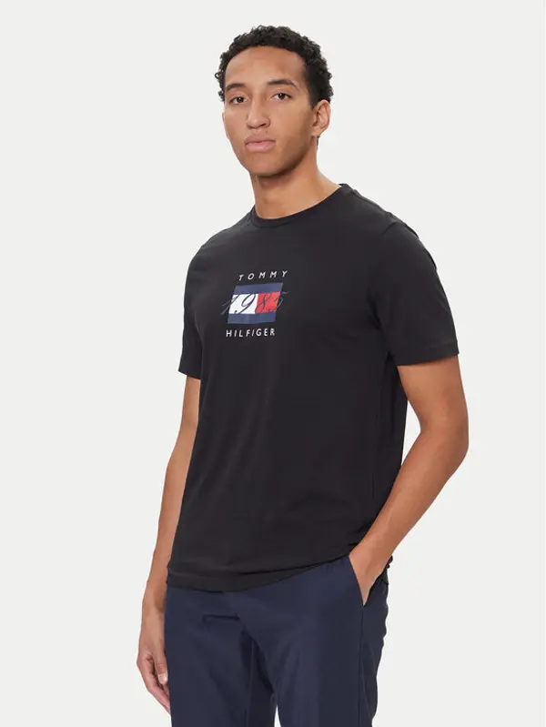 Tommy Hilfiger Tommy Hilfiger T-shirt Linear Flag MW0MW41338 Crna Regular Fit
