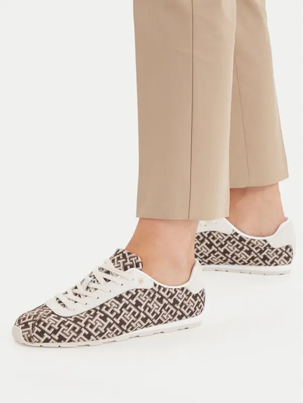 Tommy Hilfiger Tommy Hilfiger Tenisice Bella Monogram Sneaker FW0FW09523 Smeđa