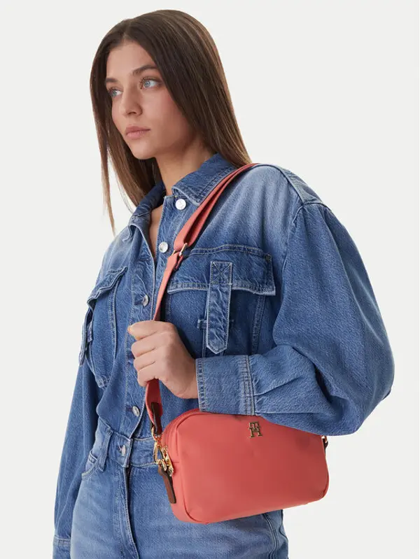 Tommy Hilfiger Tommy Hilfiger Torbica Popette Camera Bag AW0AW17704 Koraljna