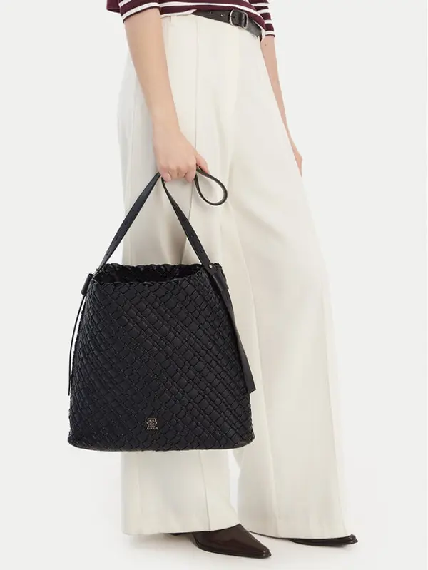 Tommy Hilfiger Tommy Hilfiger Torbica Th Braided Maxi Hobo AW0AW18161 Crna