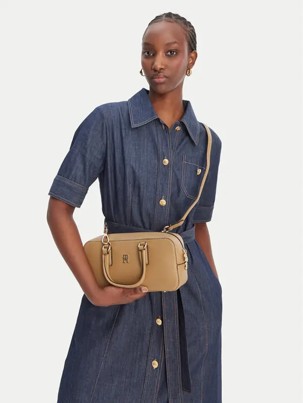 Tommy Hilfiger Tommy Hilfiger Torbica Th Daily Crossover AW0AW18378 Smeđa
