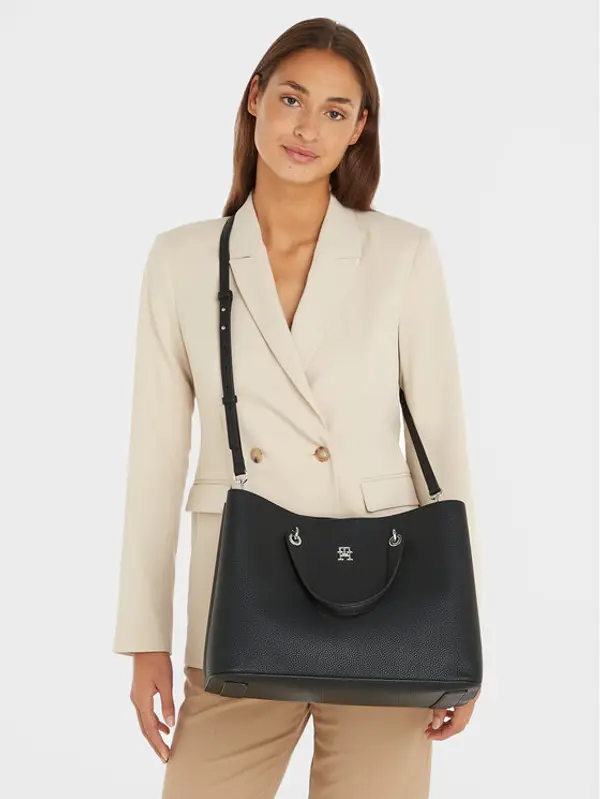 Tommy Hilfiger Tommy Hilfiger Torbica Th Emblem Satchel AW0AW15177 Crna