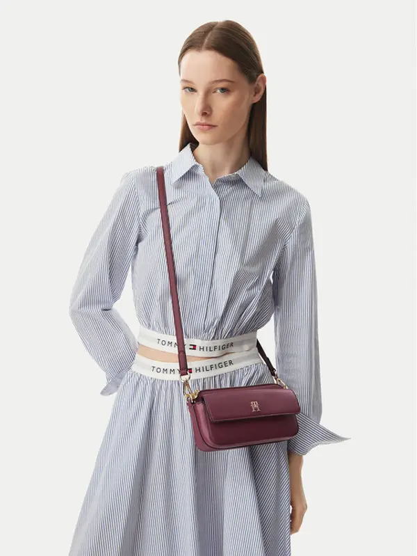 Tommy Hilfiger Tommy Hilfiger Torbica Th Icon Camera Bag AW0AW18721 Tamnocrvena