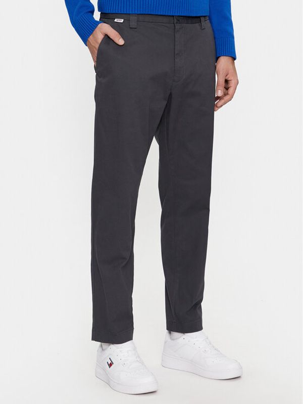 Tommy Jeans Tommy Jeans Chino DM0DM17680 Siva Tapered Fit