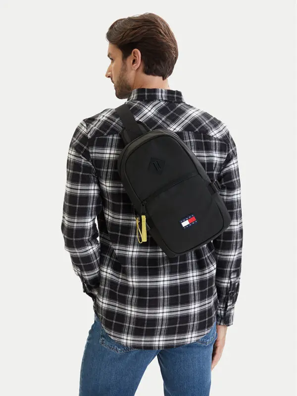 Tommy Jeans Tommy Jeans Crossover torbica Tjm Daily Elevated Sling Bag AM0AM14216 Crna