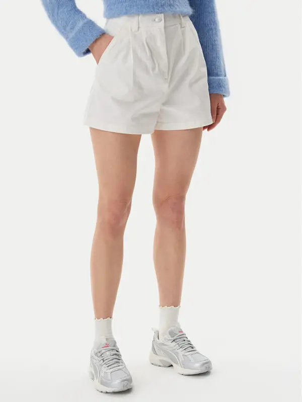 Tommy Jeans Tommy Jeans Kratke hlače Claire DW0DW21643 Écru Regular Fit