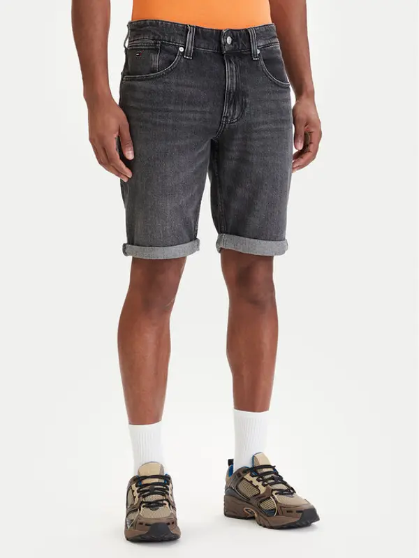 Tommy Jeans Tommy Jeans Kratke traperice Ronnie DM0DM22976 Crna Slim Fit