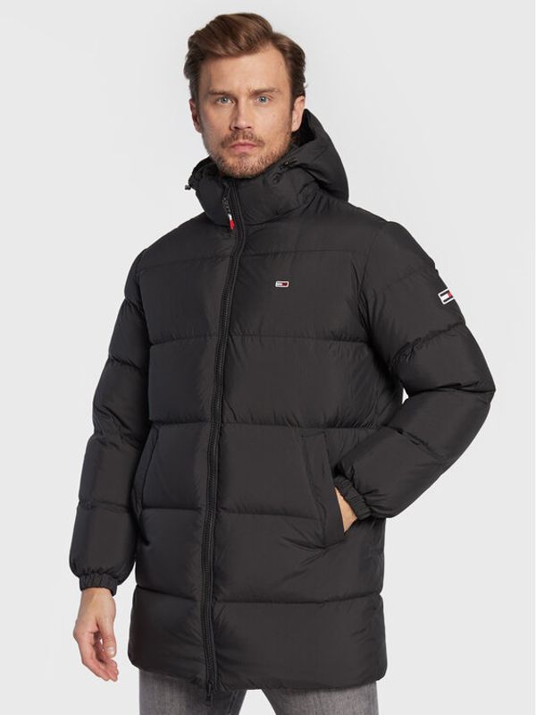 Tommy Jeans Tommy Jeans Pernata jakna Essential DM0DM15117 Crna Regular Fit